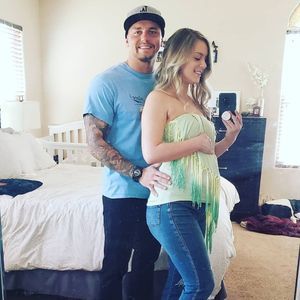 Meet your Posher, Sabra